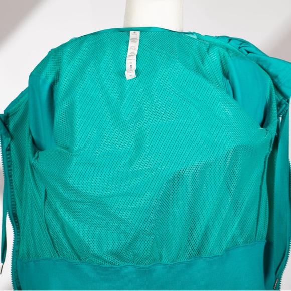 SOLD!!! 
Lululemon Turquoise Zip-Up Hoodie, Size 6 (Excellent Condition) - Picture 11 of 11